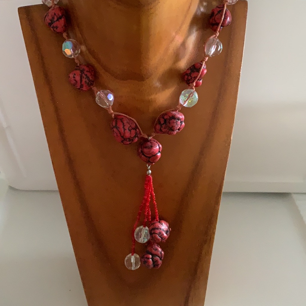 Best Redstone Dangle Necklace Vintage Silvertone 32$